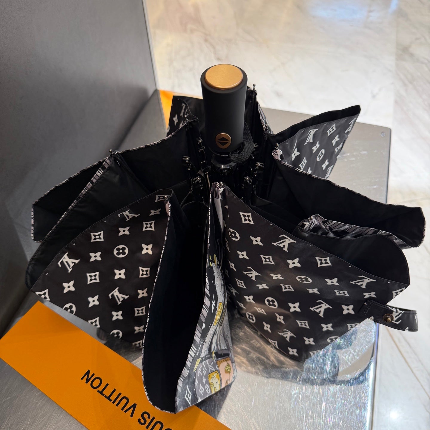 J1N46E1 Popular UV resistant umbrella
