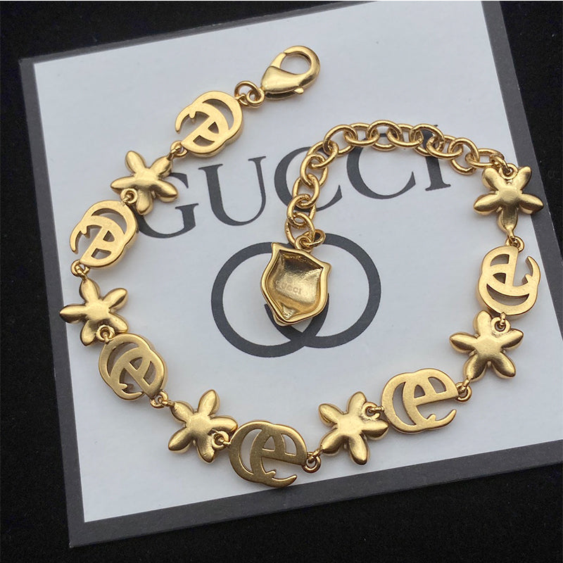 X1B61B287X  Popular   rings. Earrings. Bracelets. Necklaces