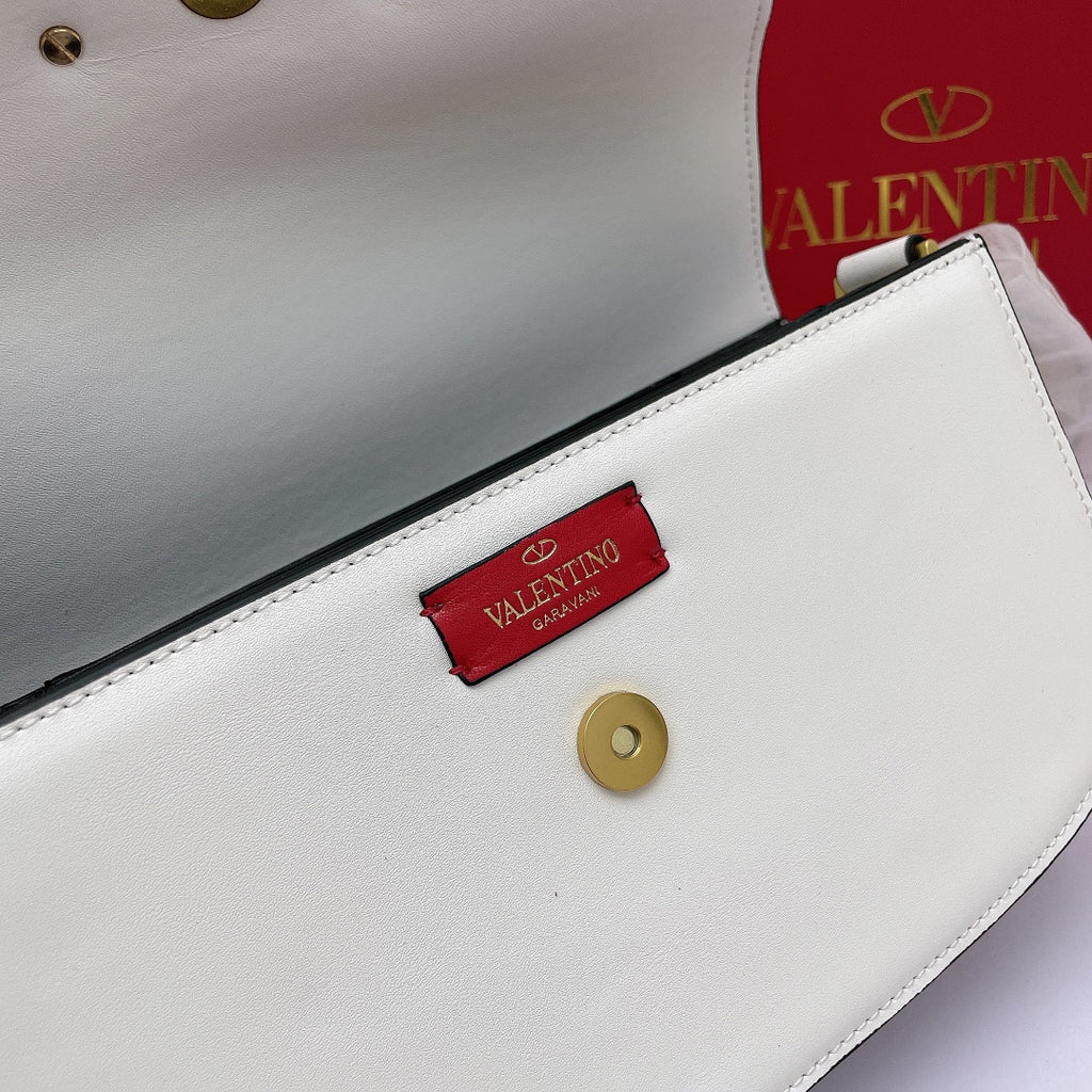 B5X111VL45 Popular  leather bag 