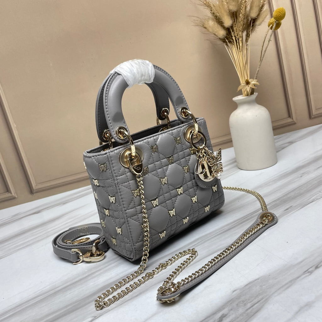 B1R15D139 Popular leather bag