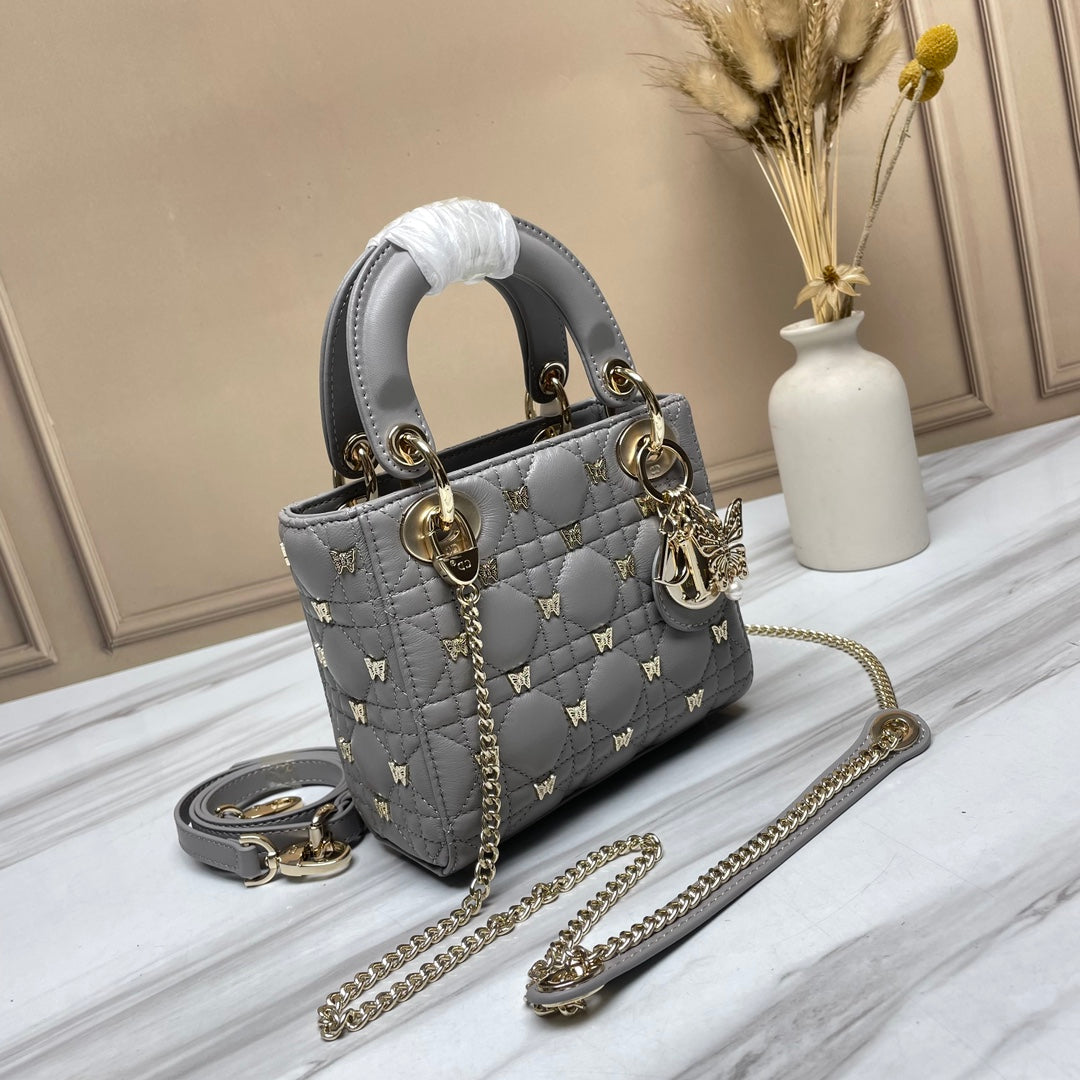 B1R15D139 Popular leather bag
