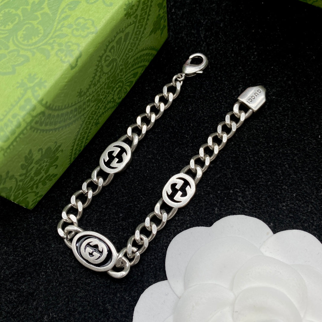 X1Y93B399K  Popular Bracelets