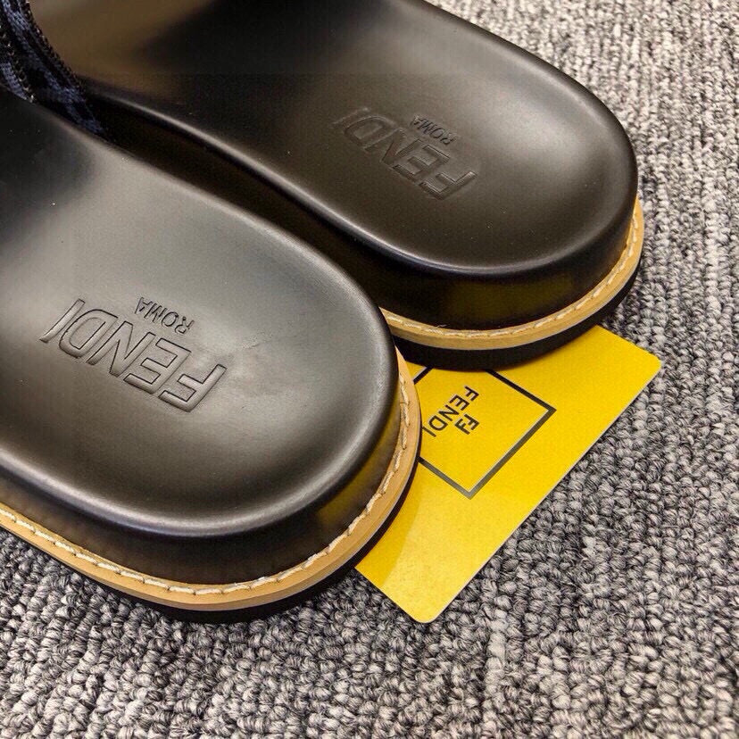 Z5Z35F285 Popular Slippers