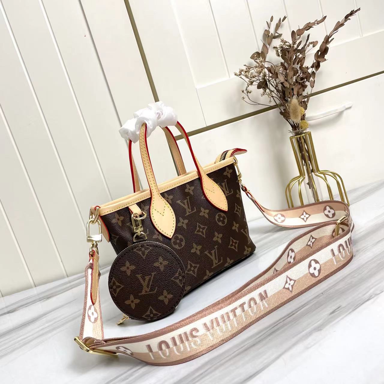 B12X93E85 Popular leather bag 