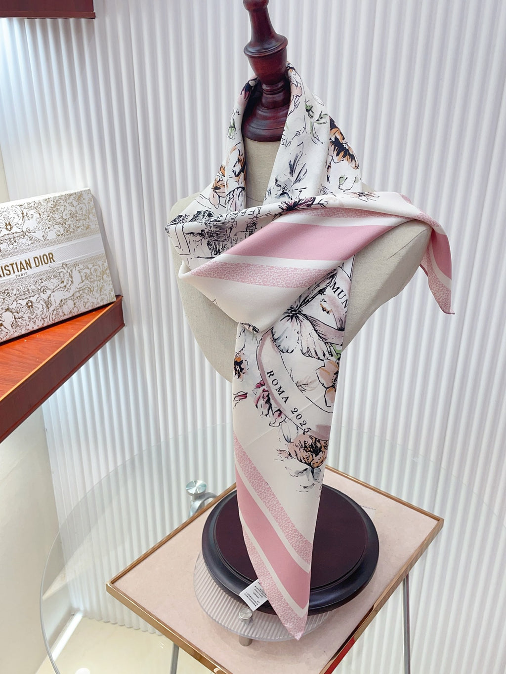 W1N36D27 Popular Silk Scarve