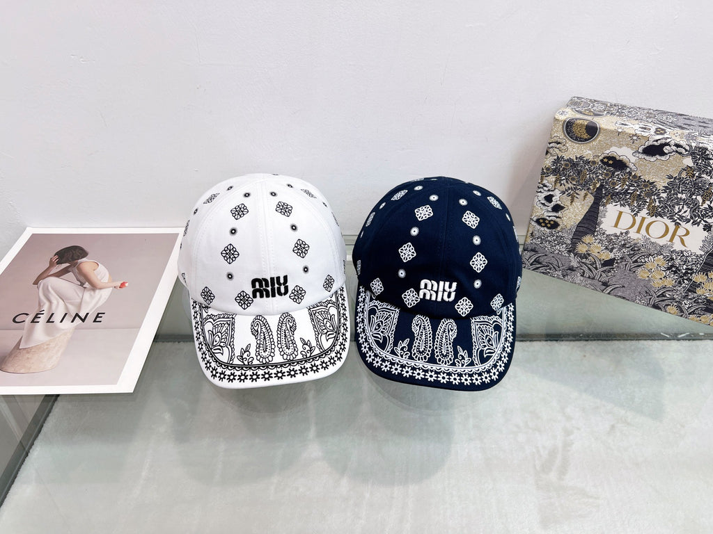 M1Q85A82 Popular hats
