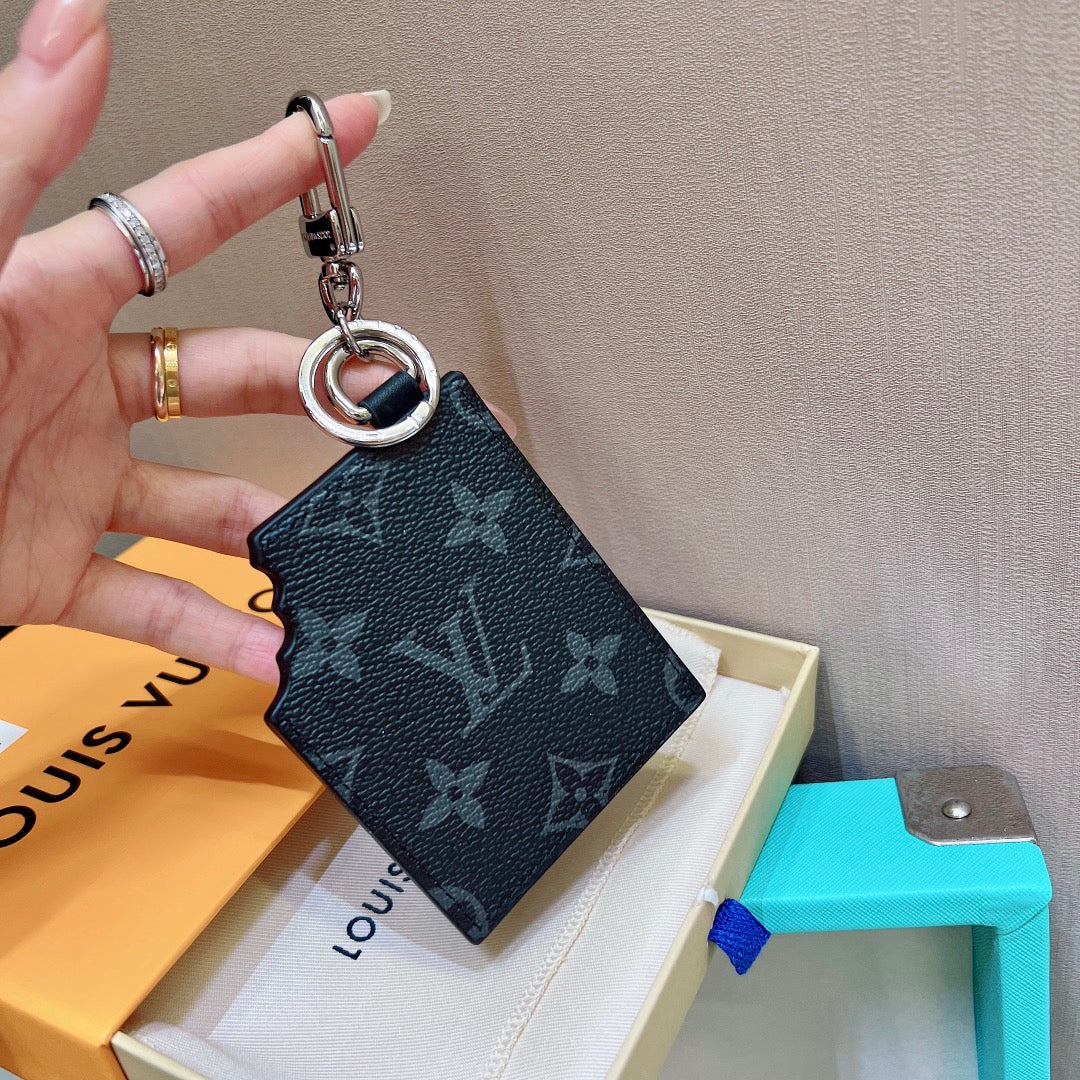 A1Z105E35 Popular bag 's charms accessories