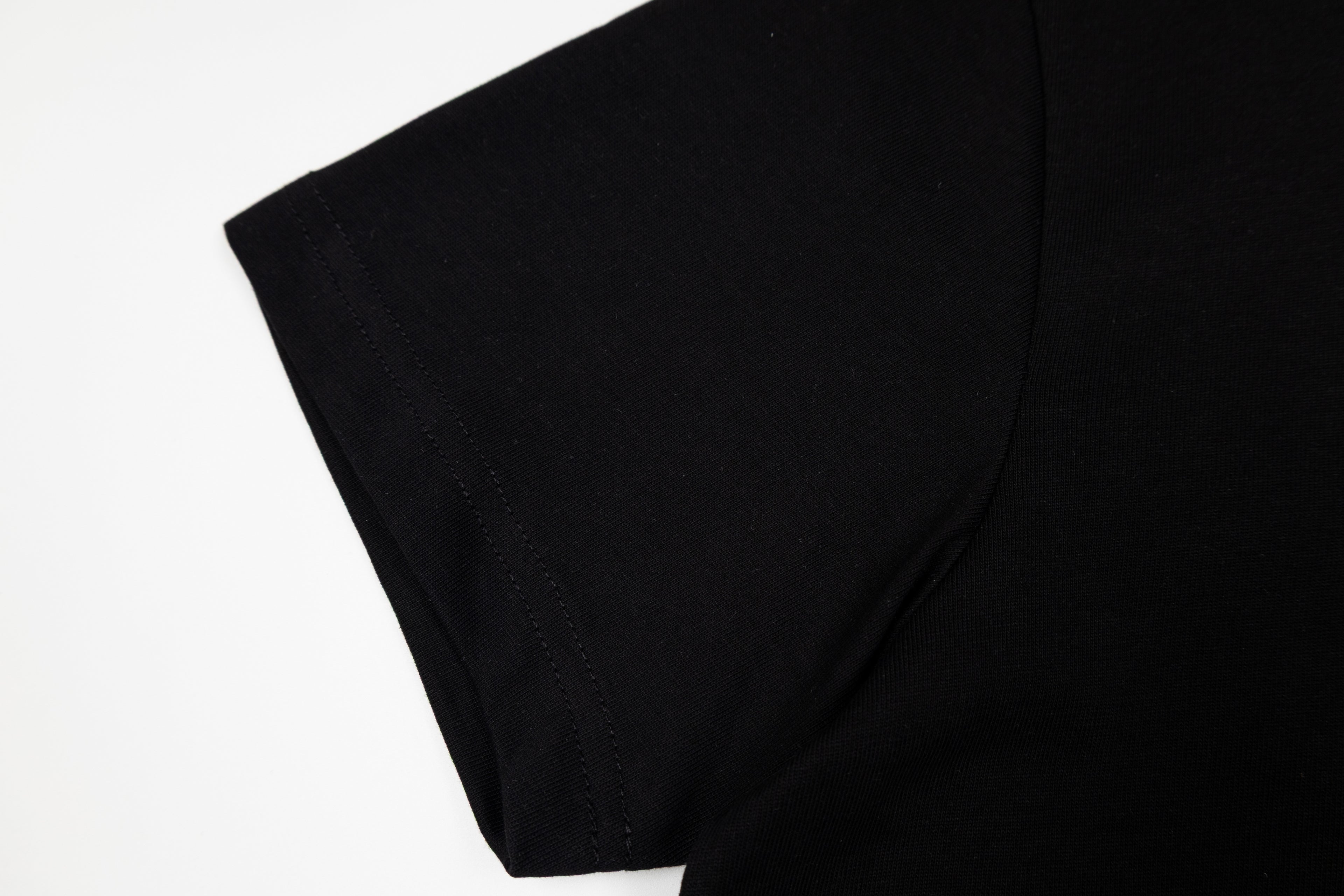 U1R76D29 Popular T-shirts