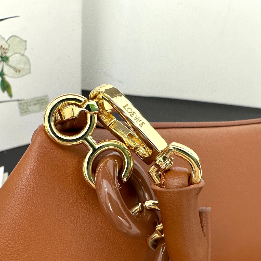 B1R66A10 Popular leather bag