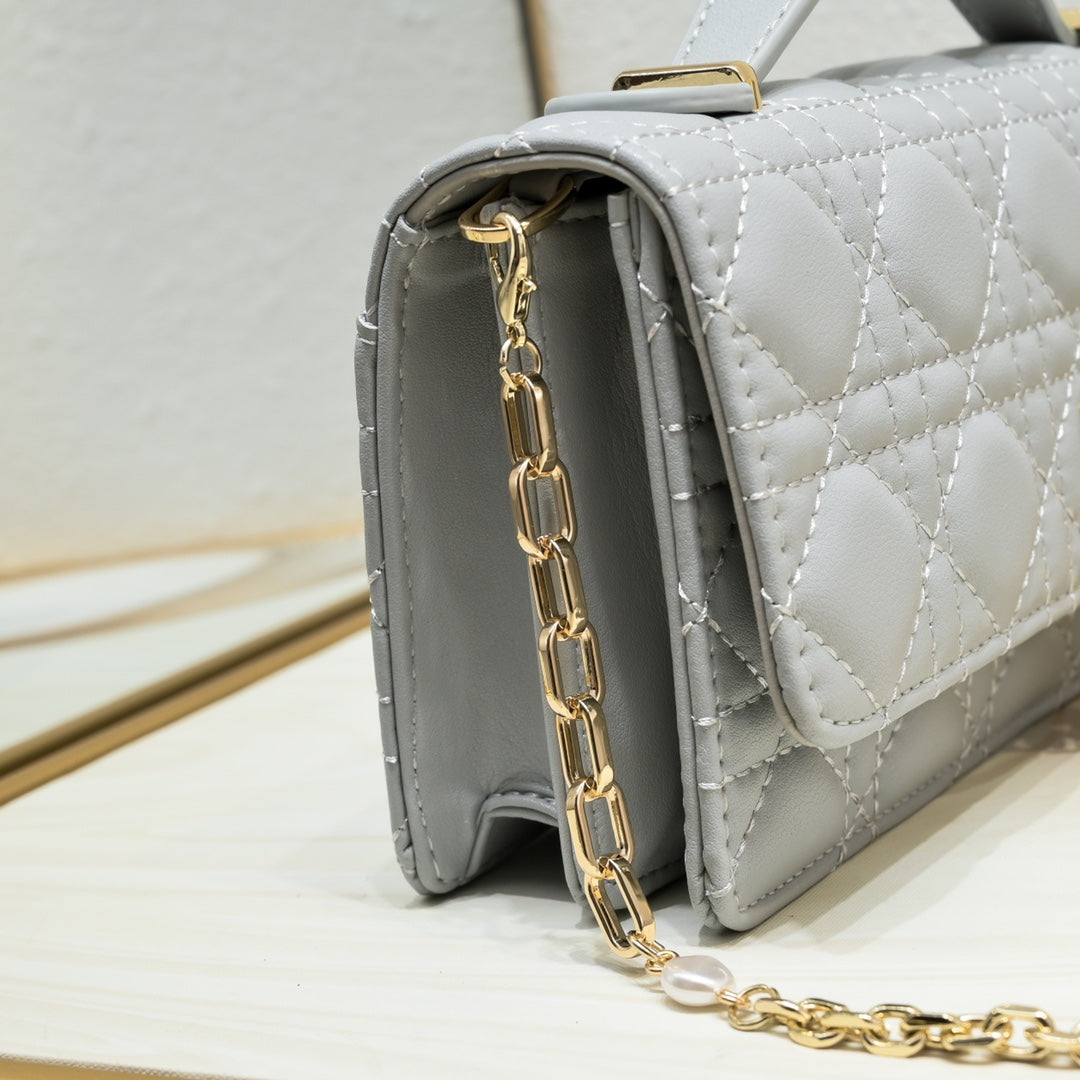 B1N36D29 Popular leather bag