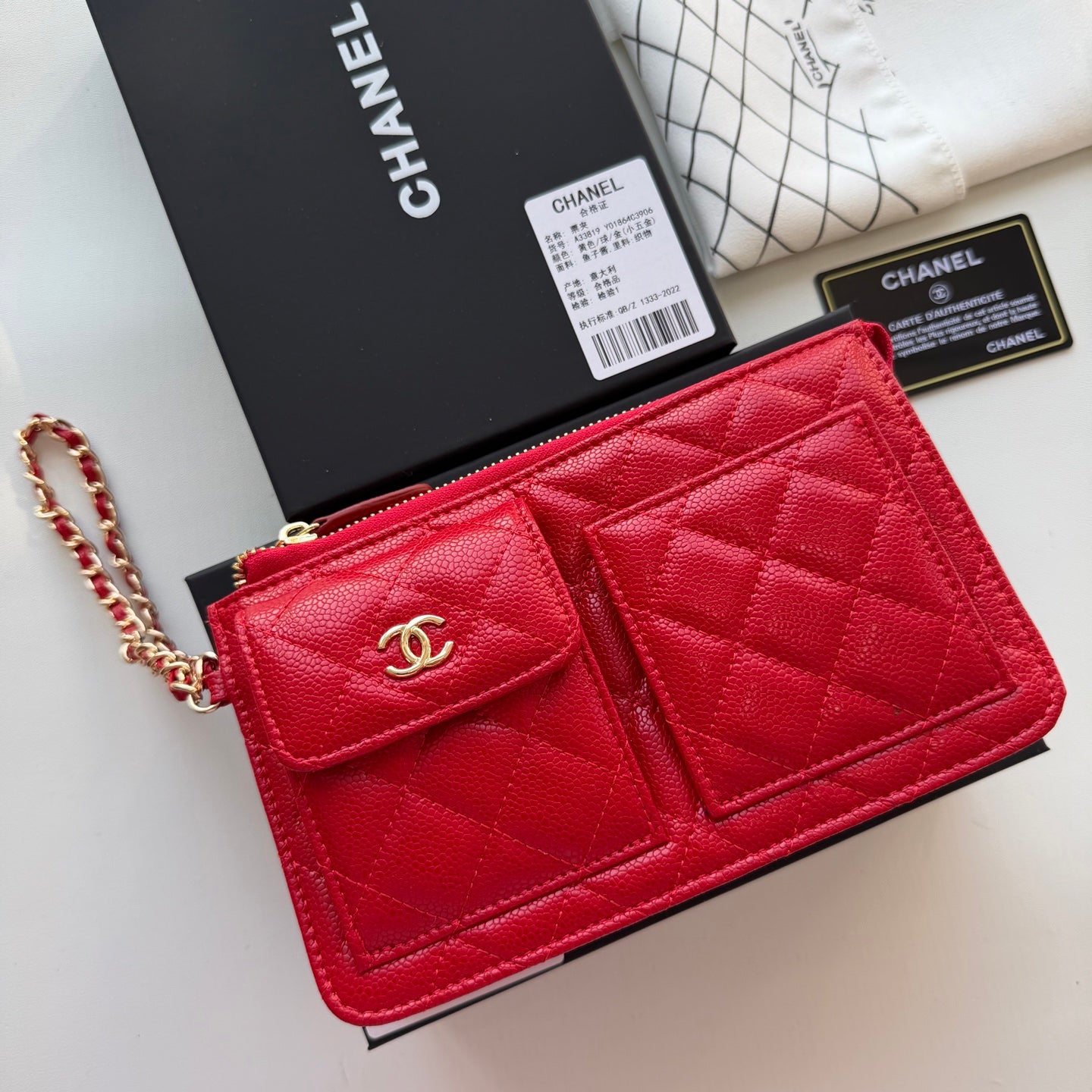 B1P46C22 Popular leather bag