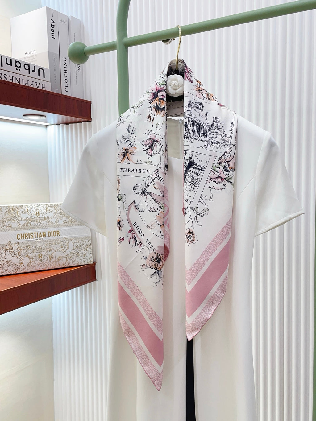 W1N36D27 Popular Silk Scarve