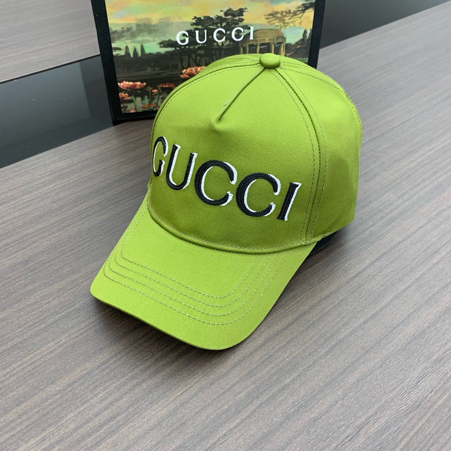 M1Z25B522 Popular hats