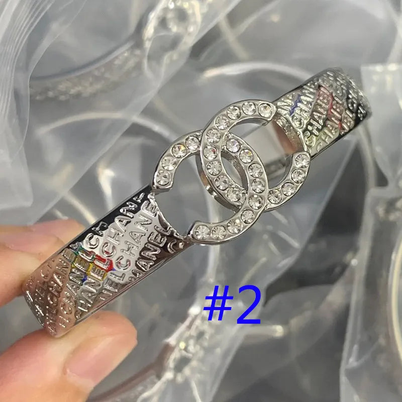 X1X54C61K  Popular Bracelets