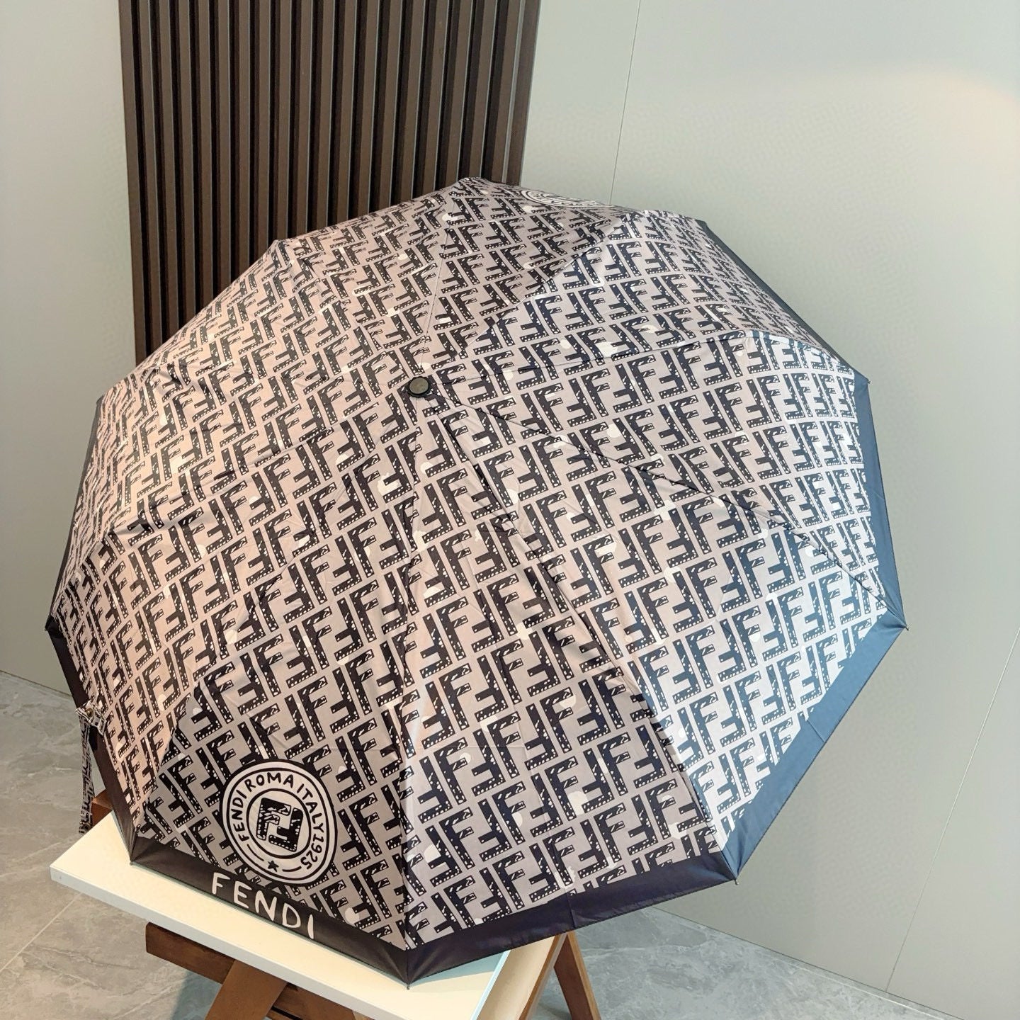 J1R85F120 Popular UV resistant umbrella