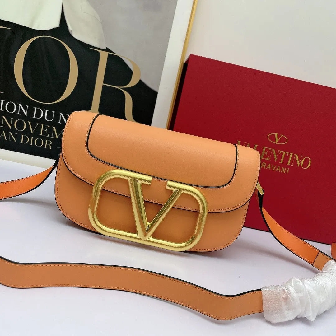 B5X111VL45 Popular  leather bag 