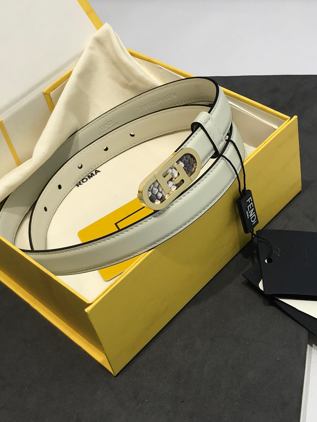 P1Q64F76 Popular  High quality belt With full package