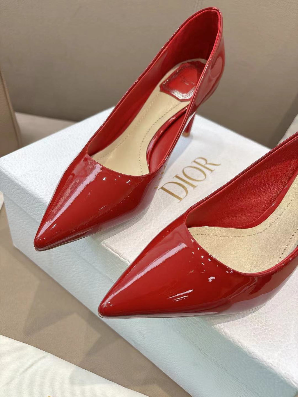 Z2Q95D125 Popular high-quality leather Shoes