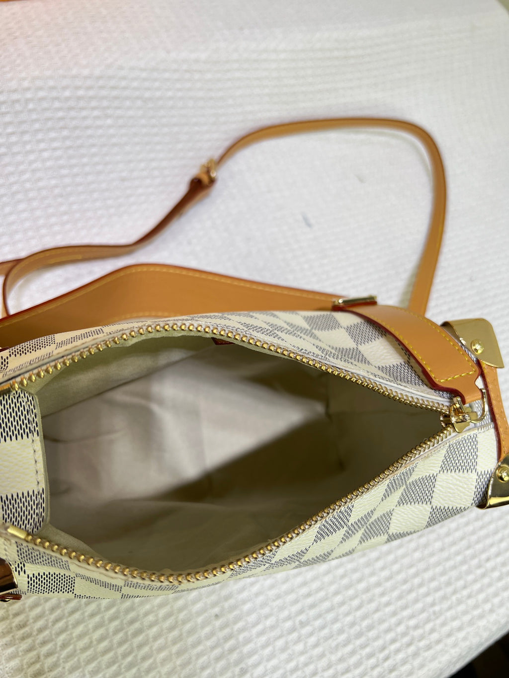 B1N55E18 Popular    leather bag