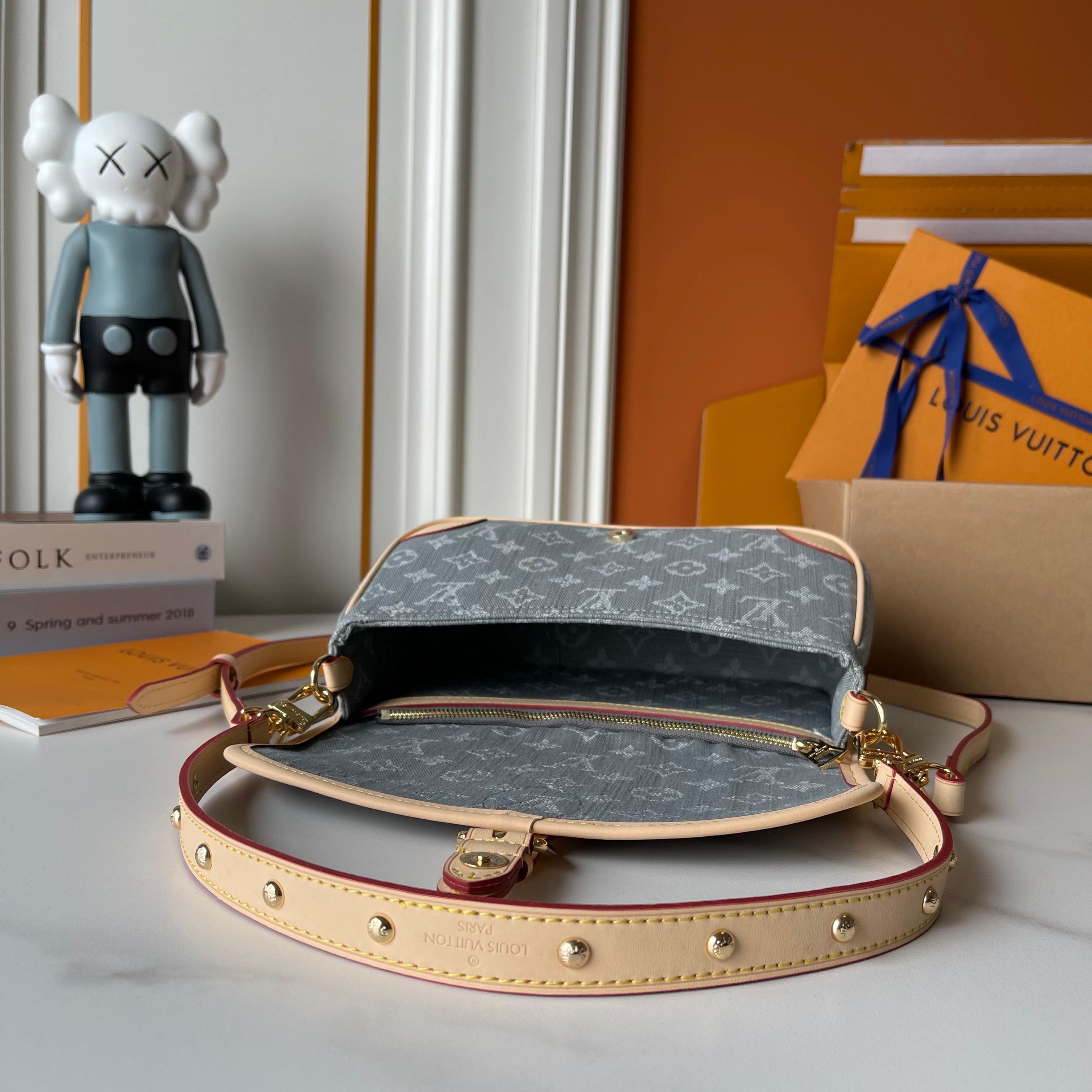B1P36E39 Popular canvas bag
