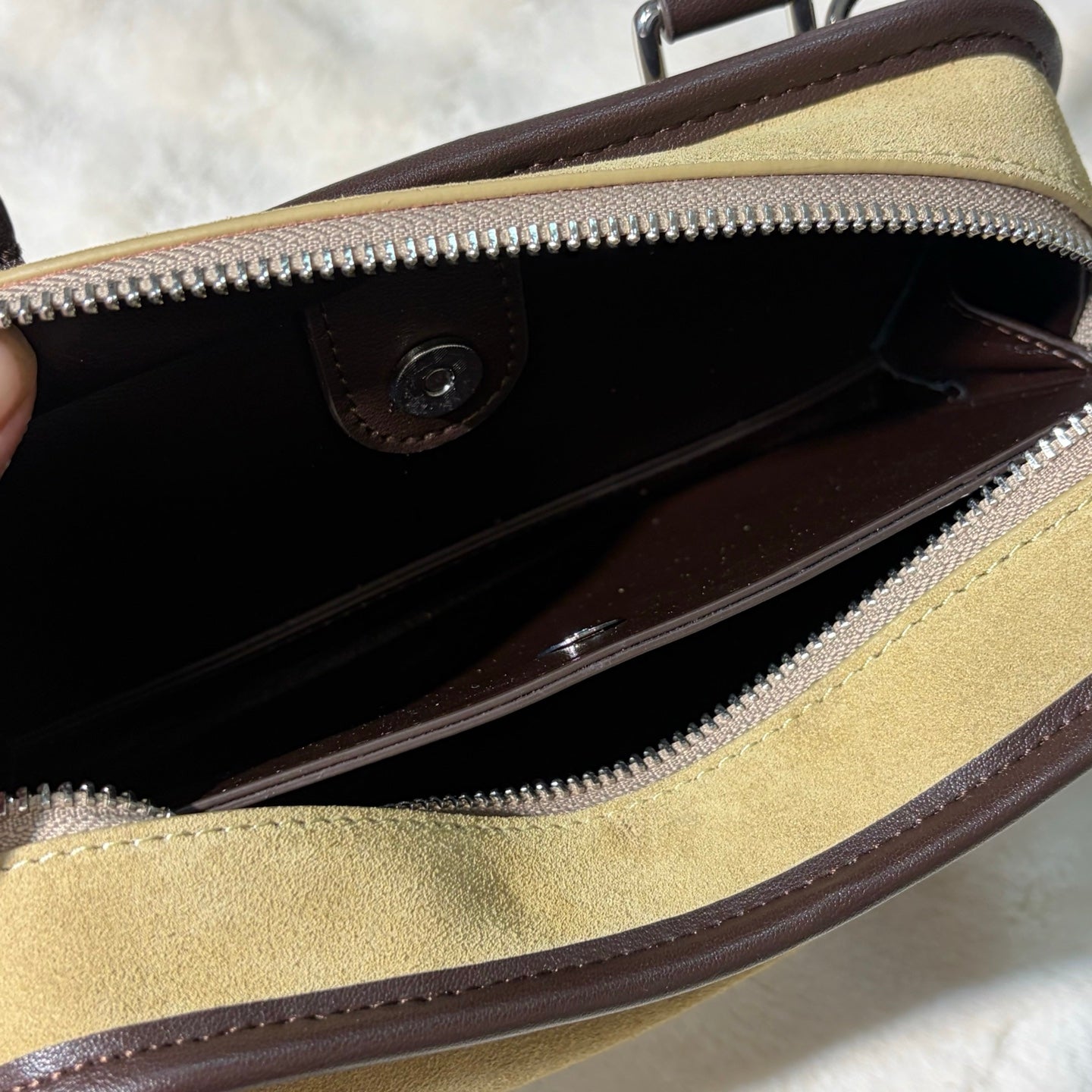 B1R46A5 Popular frosted leather bag