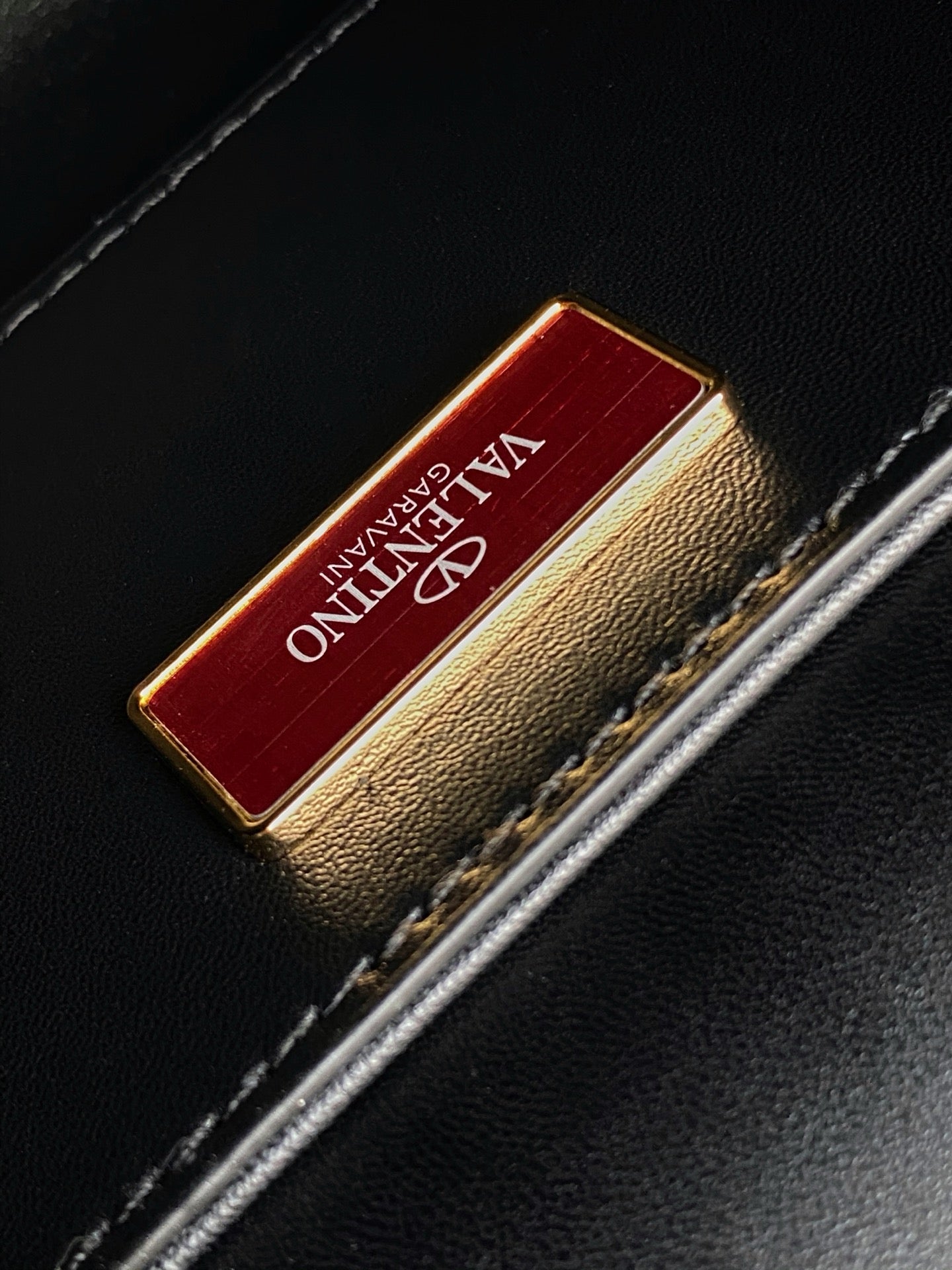 B1P36A73 Popular leather bag