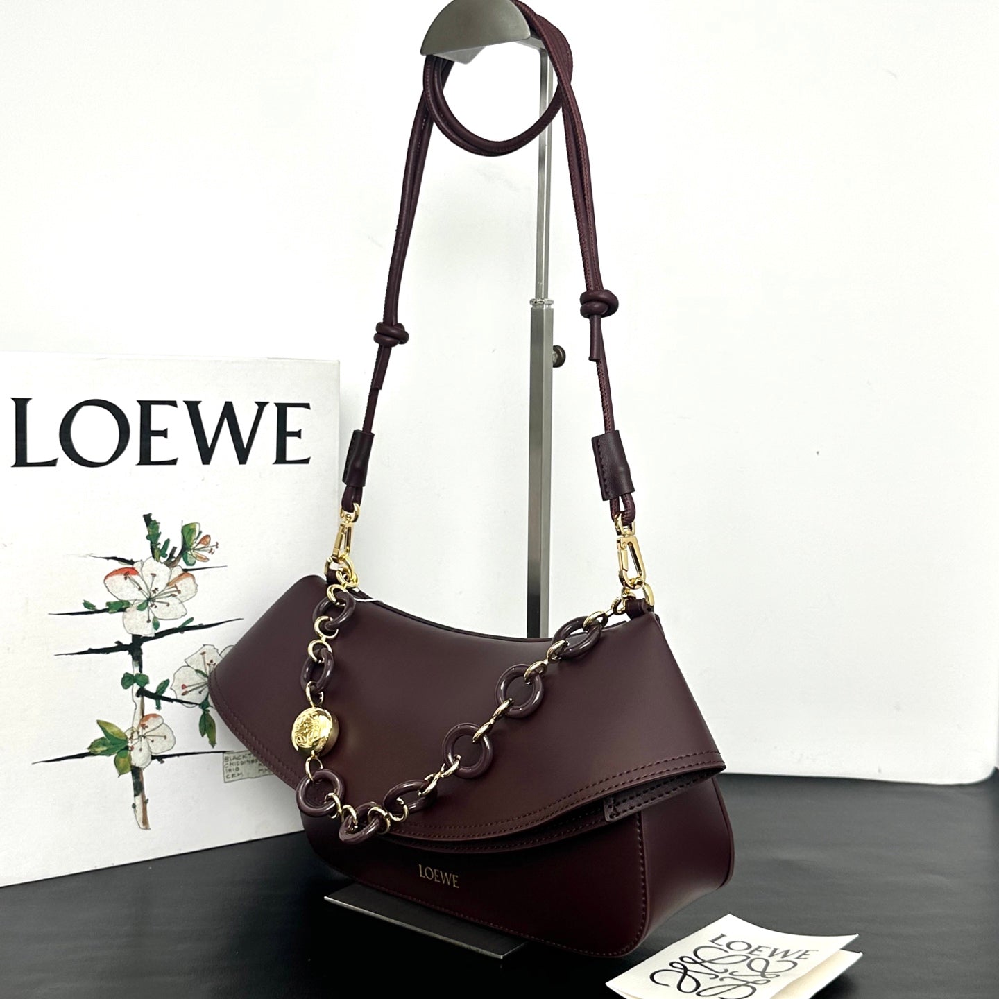 B1R66A10 Popular leather bag
