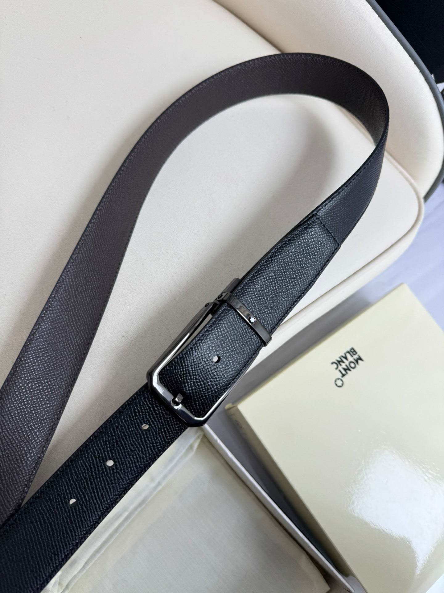 P1R55A236 Popular  High quality belt With full package