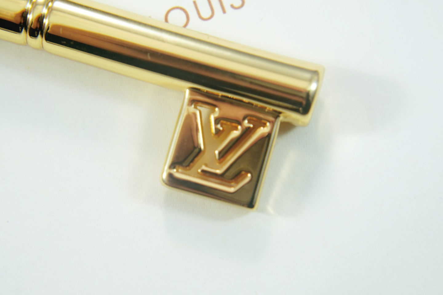 A1R35E20  Popular key closure