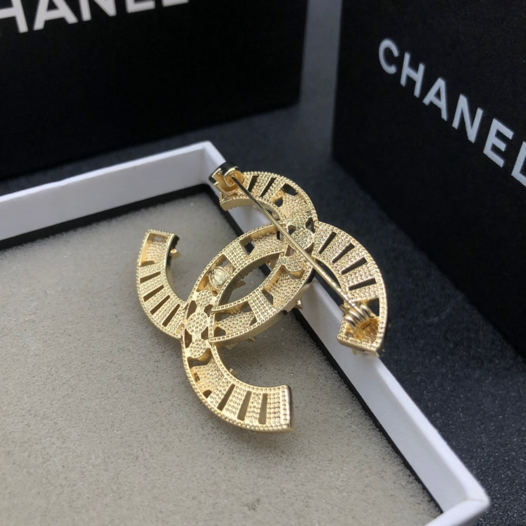 X14C872   Popular Brooch