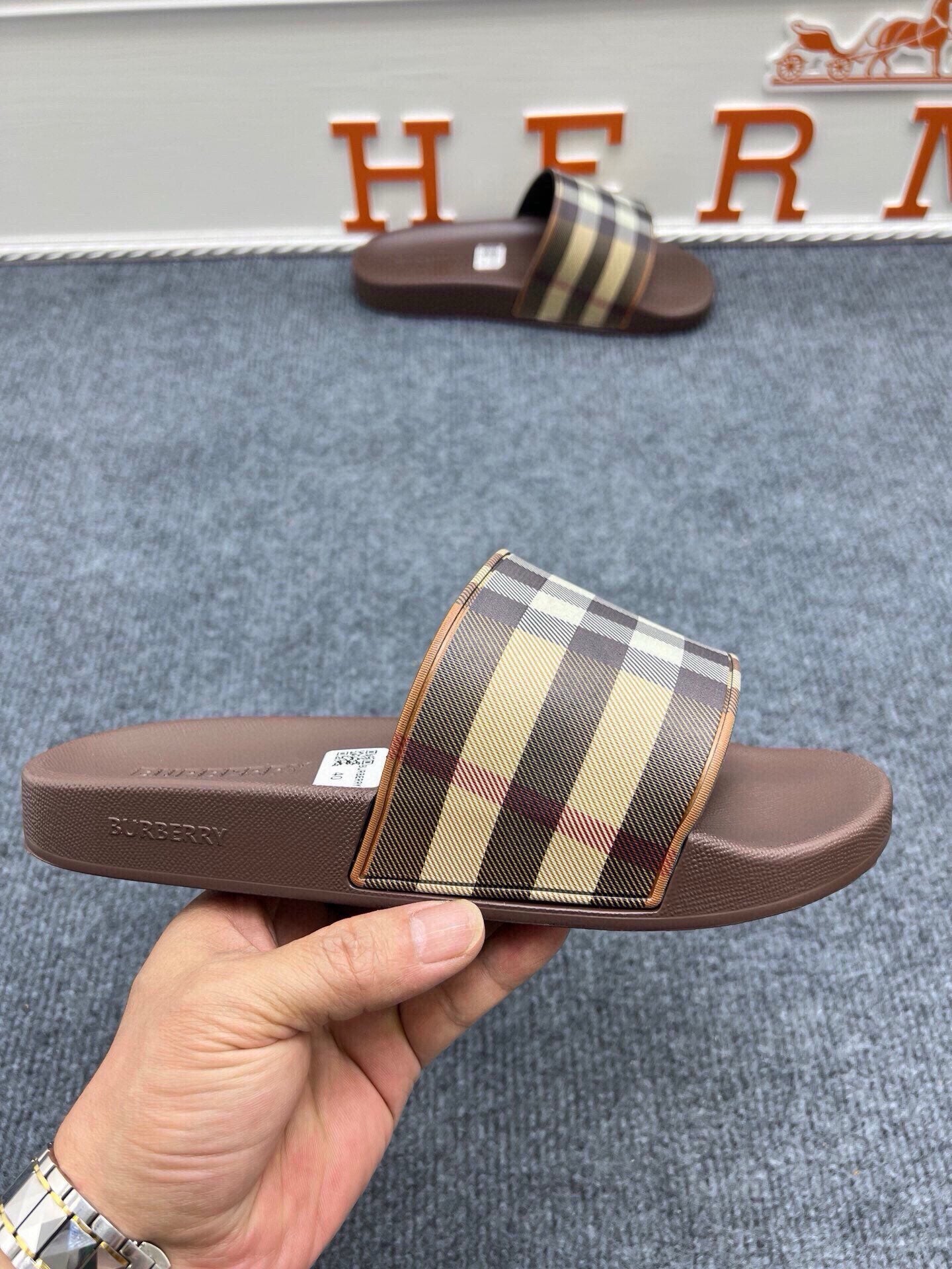 Z5Z35R253 Popular Slippers