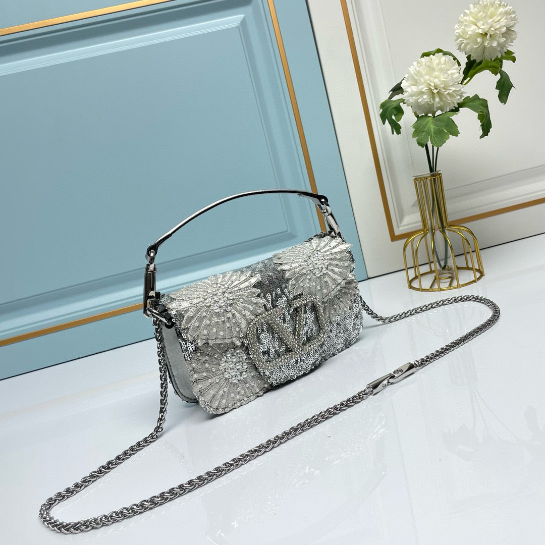 B1N36VL7 Popular leather bag