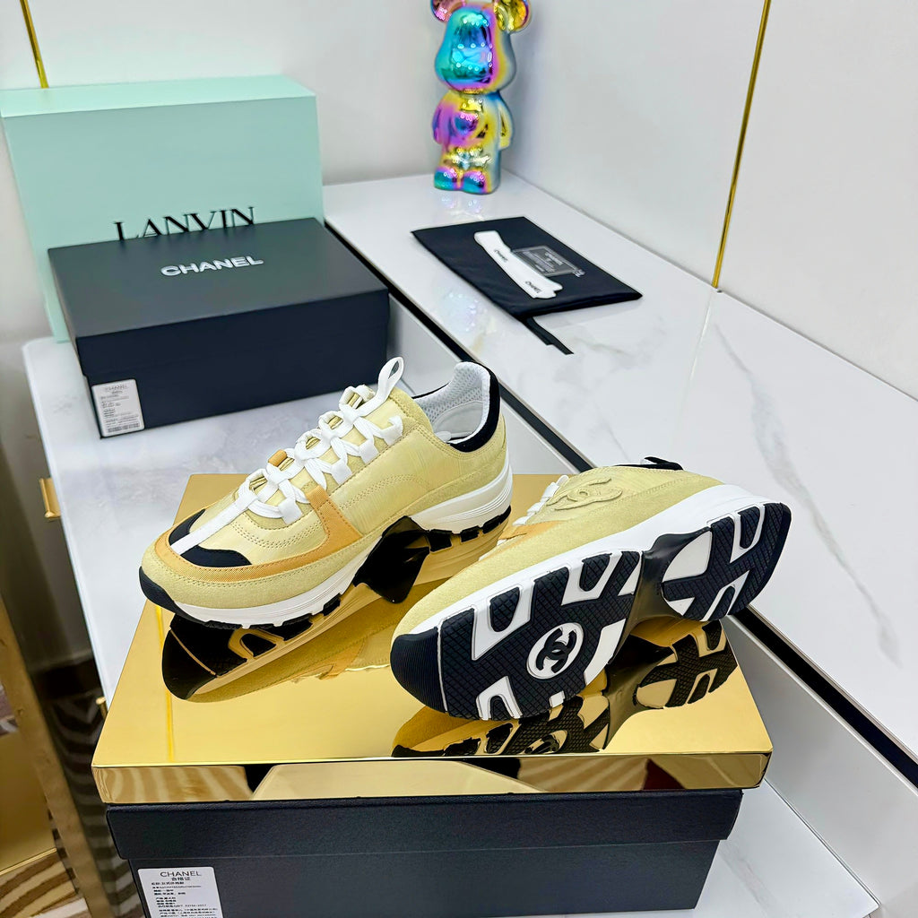 Z2R85C7  Popular high quality shoes