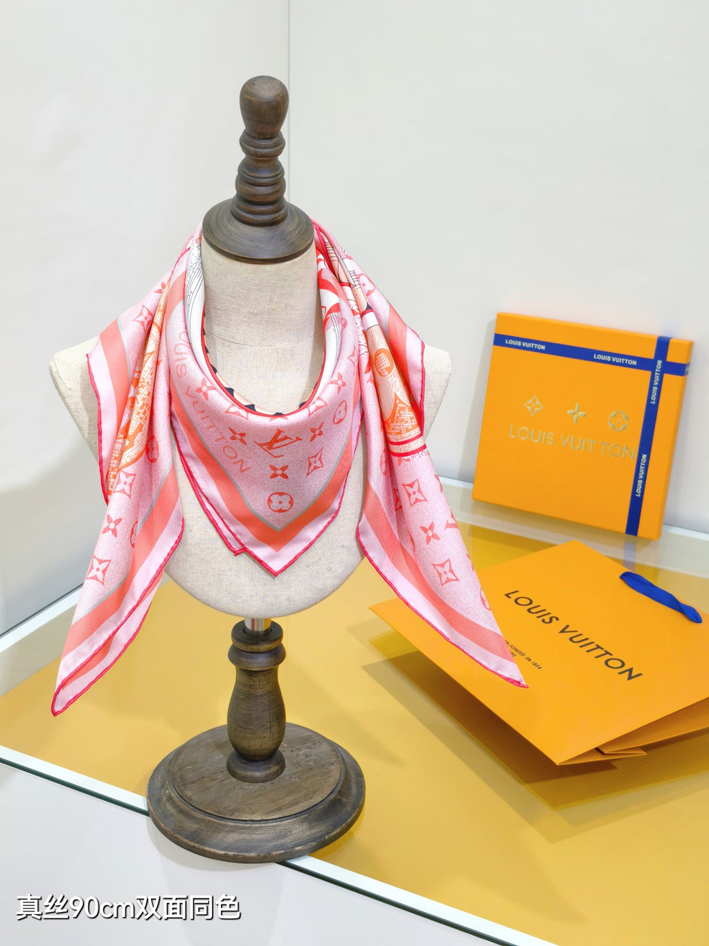W1N55E59 Popular Silk Scarve