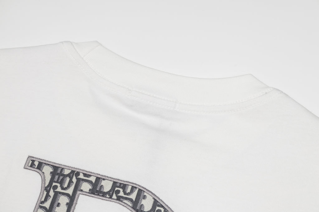 U1R76D29 Popular T-shirts