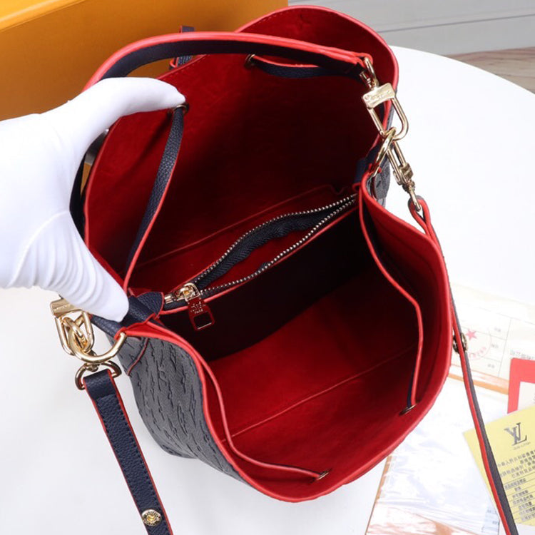 B1P11E81 Popular  leather bag 