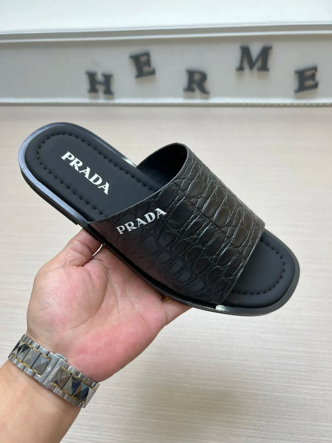 Z54PD74 Popular slippers