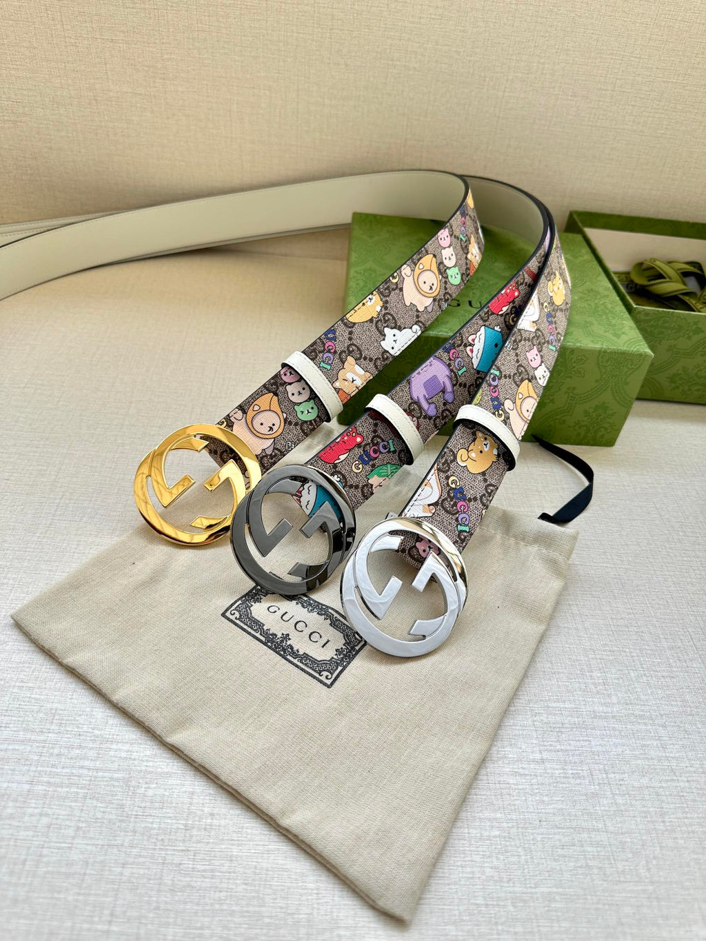 P1R55B208 Popular High quality belt With full package