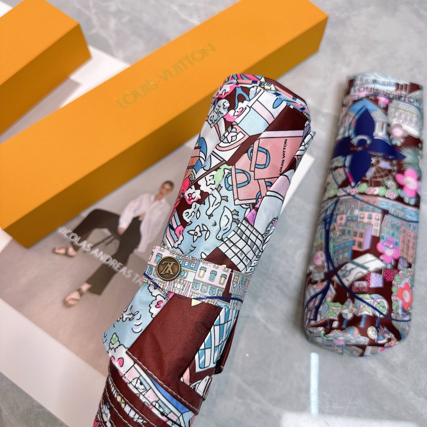 J1R85E14 Popular UV resistant umbrella