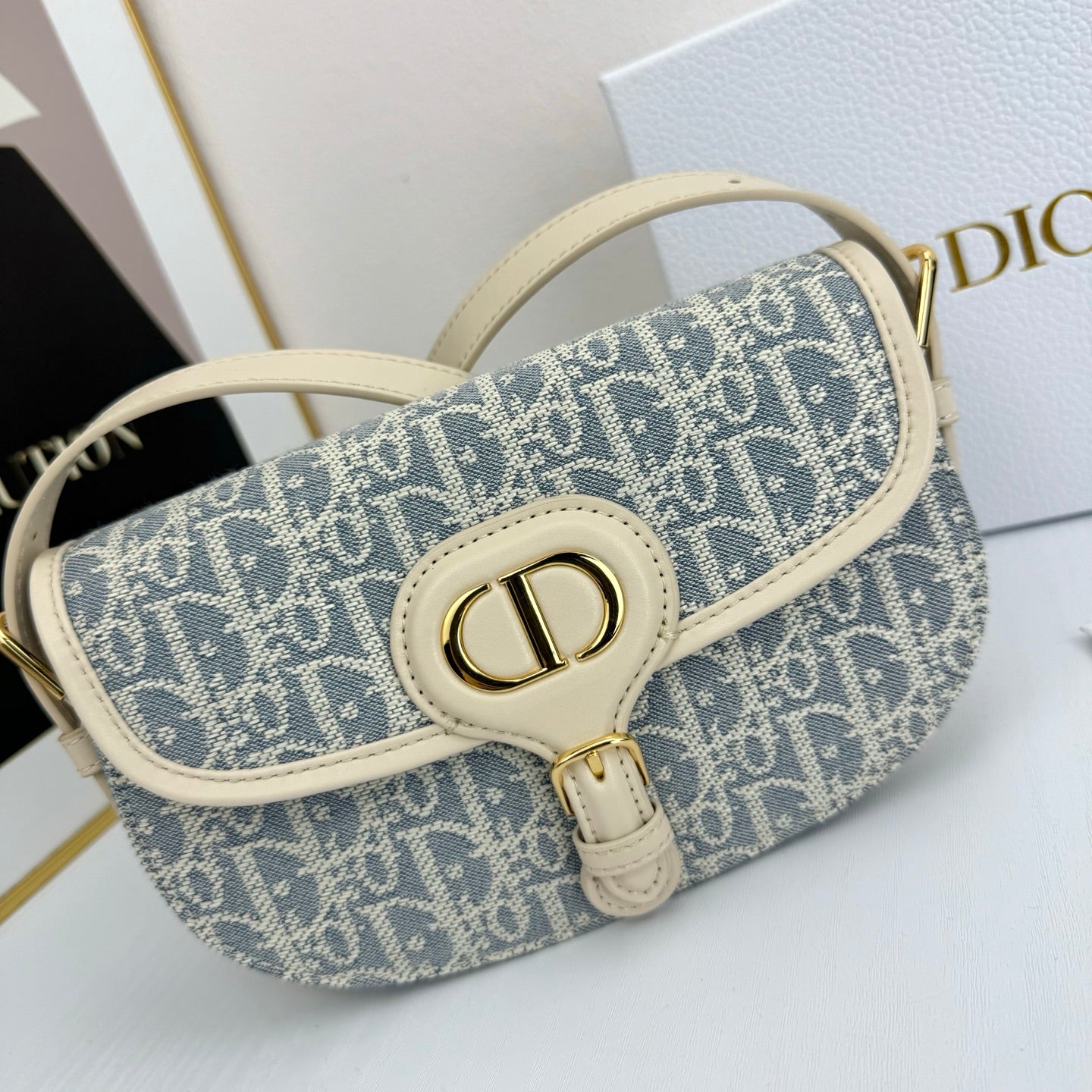 B1N185D1 Popular  Purse bag