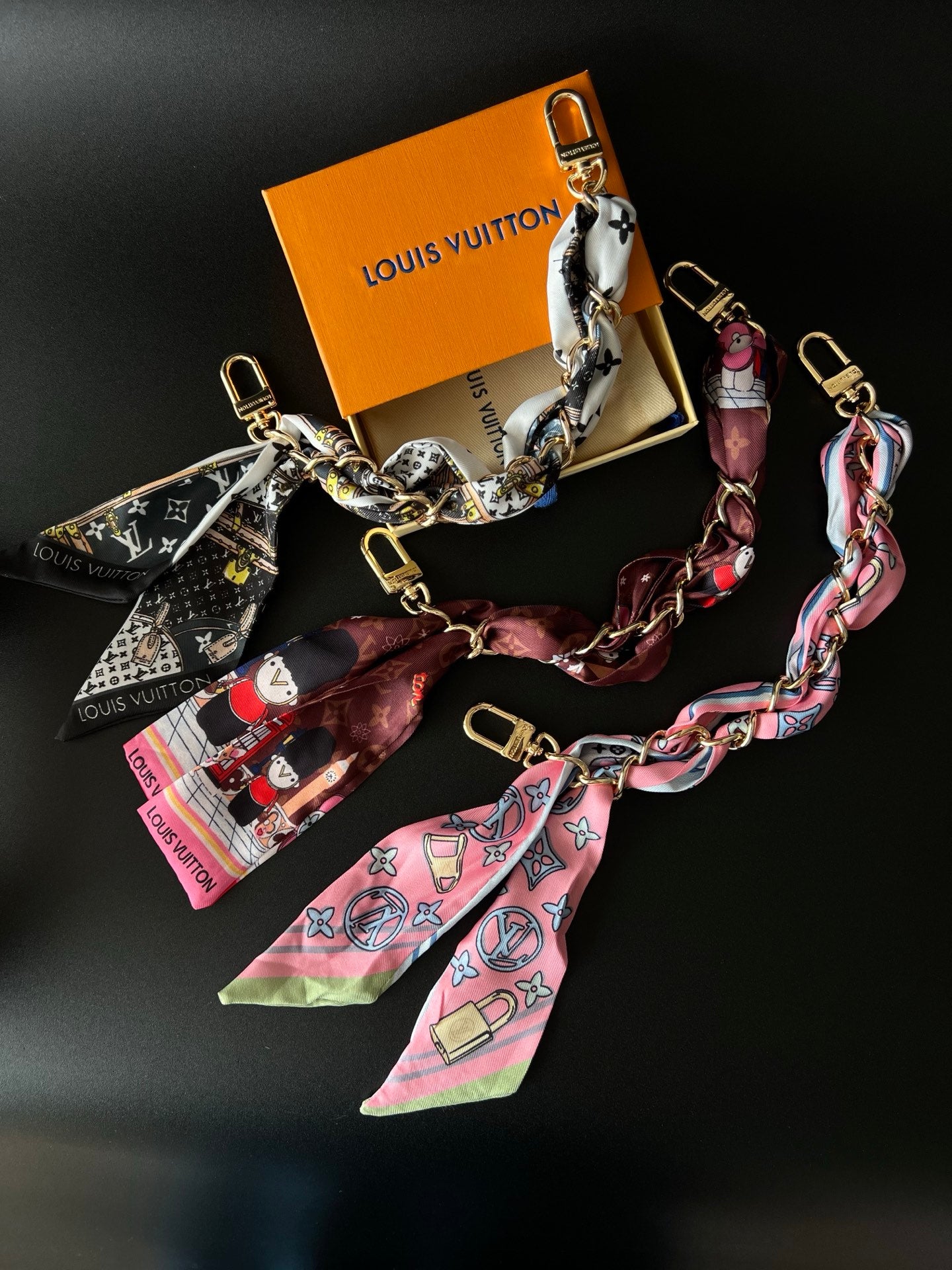 A1R76E65 Popular bag 's charms accessories