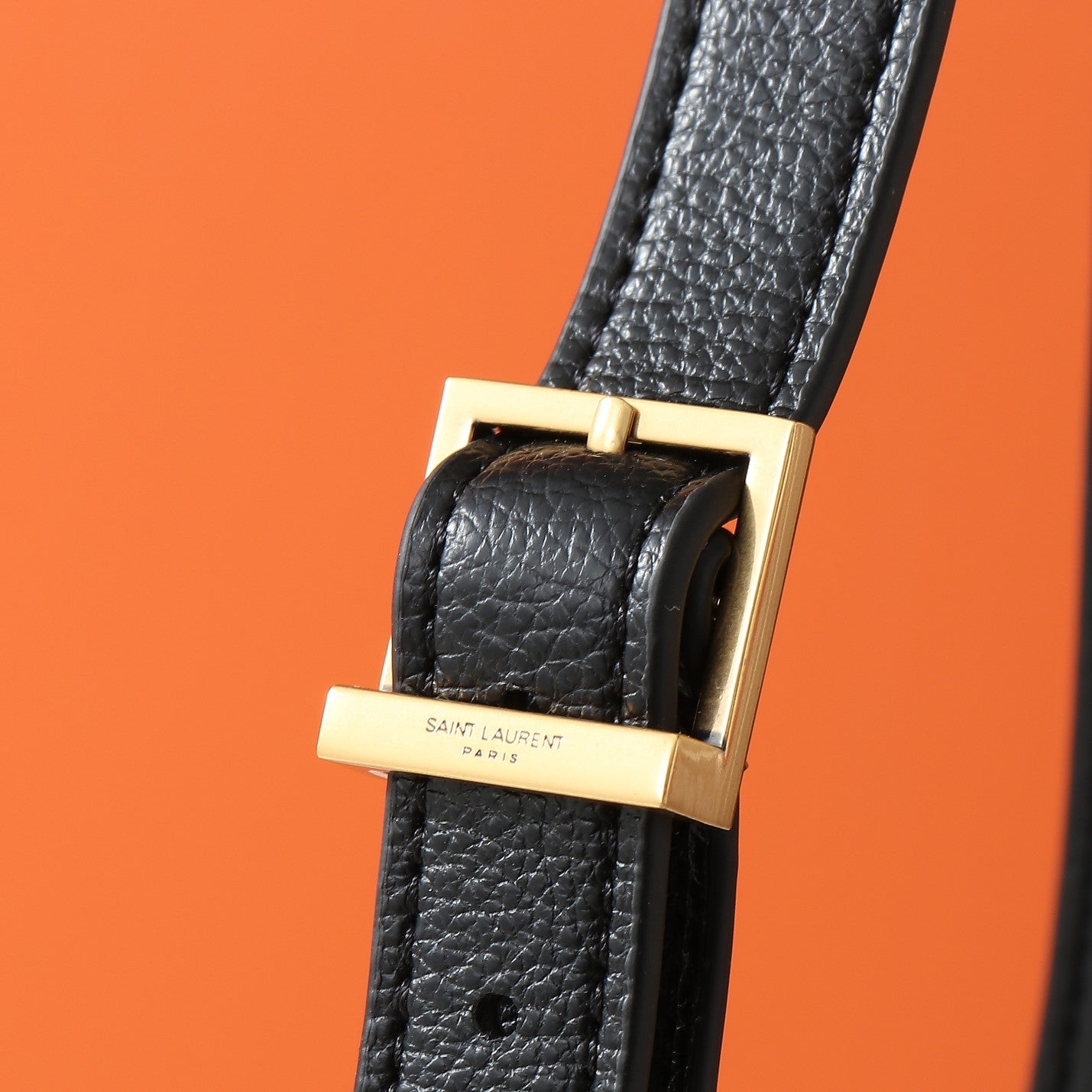 B1N165SL116 Popular  leather bag