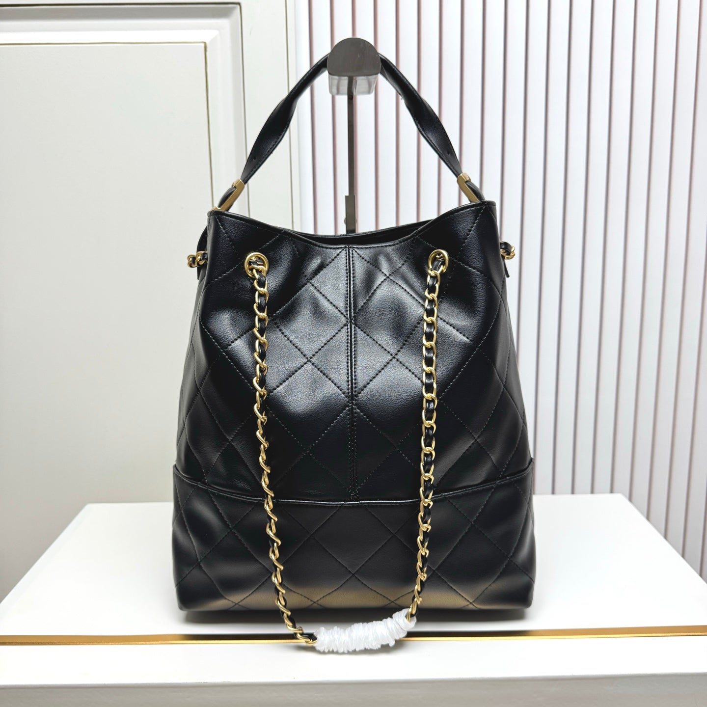 B1P46C20 Popular leather bag