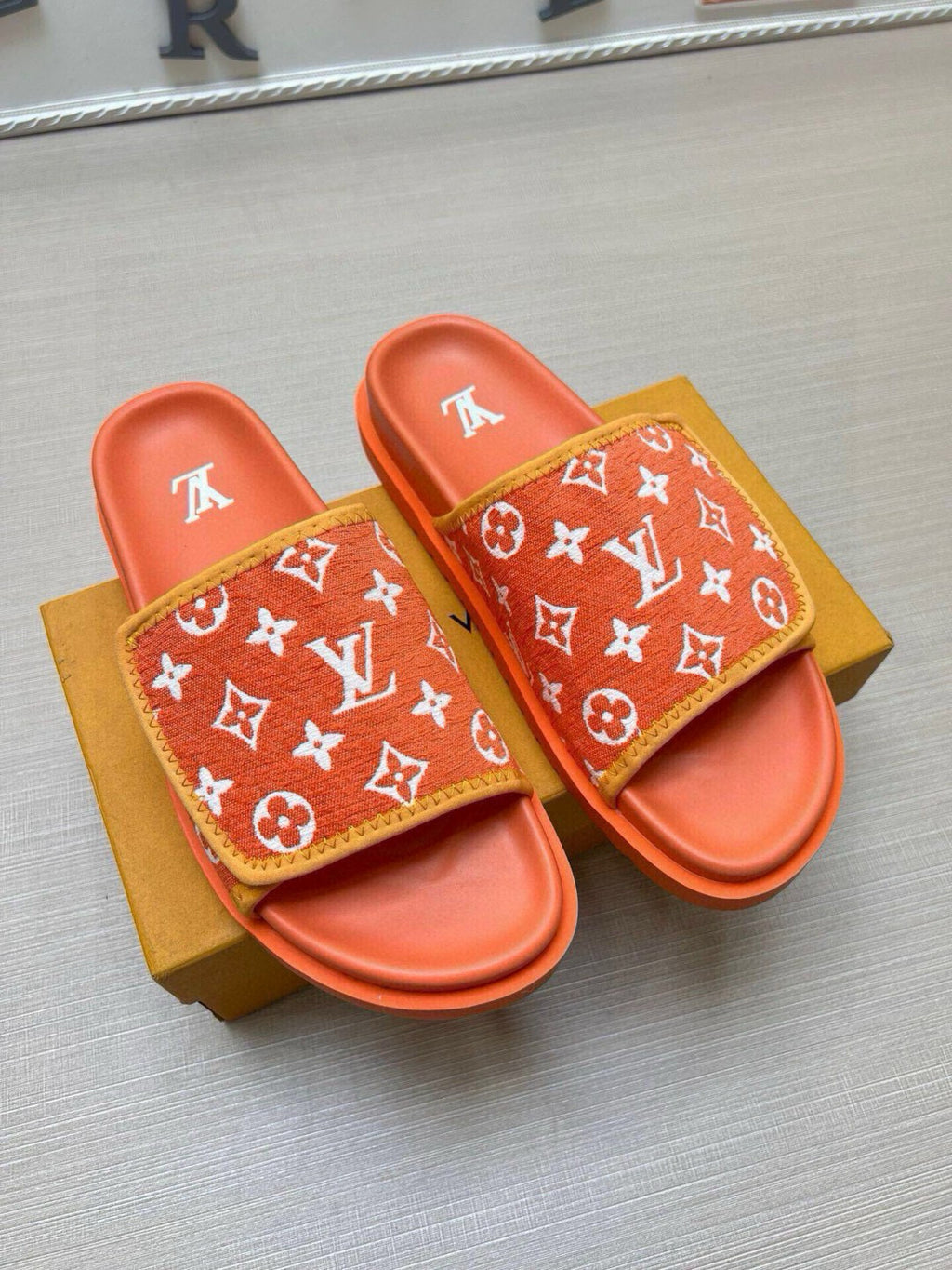 Z5QE4 Popular Slippers