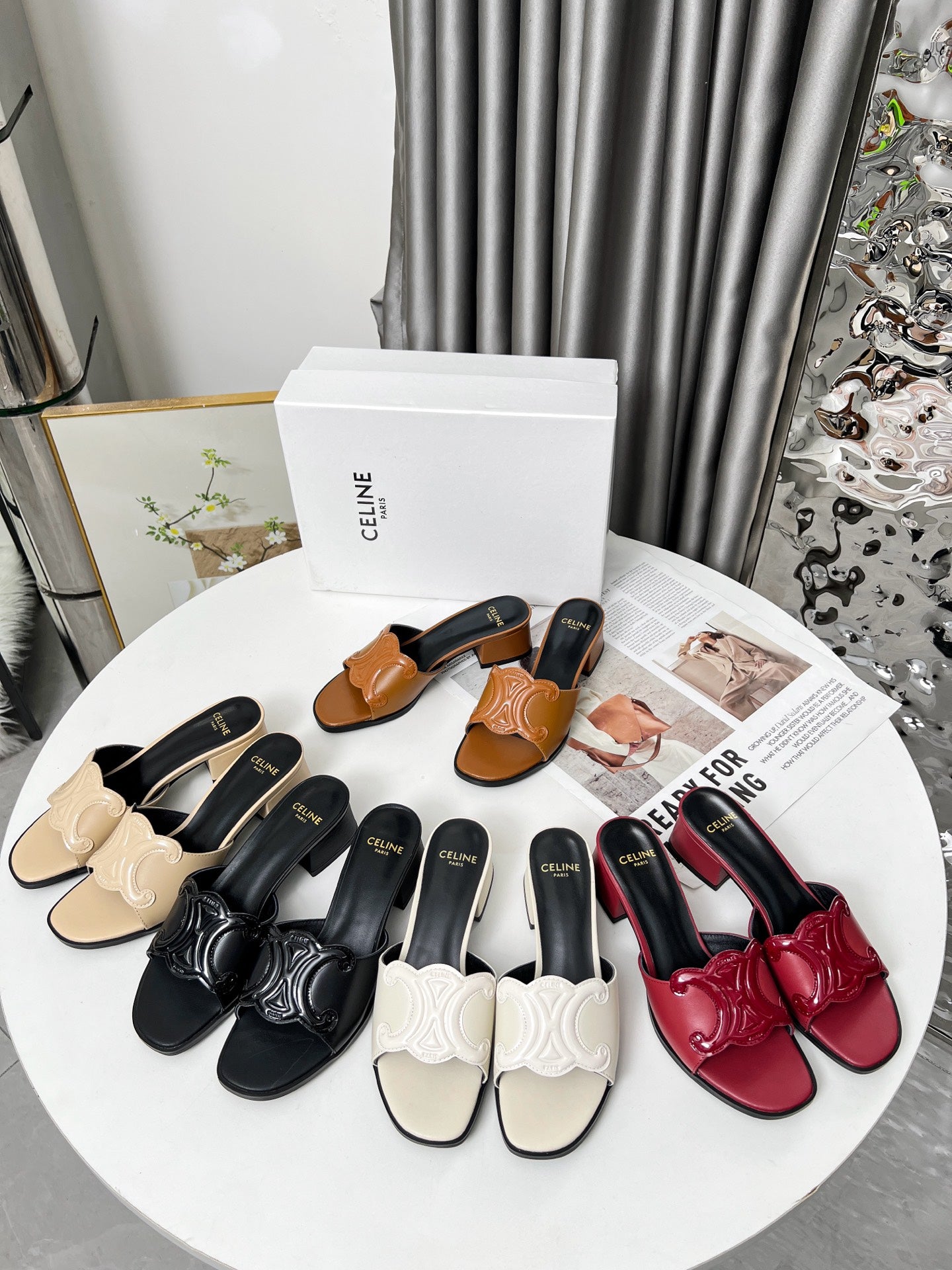 Z2Q55CL51  Popular leather shoes