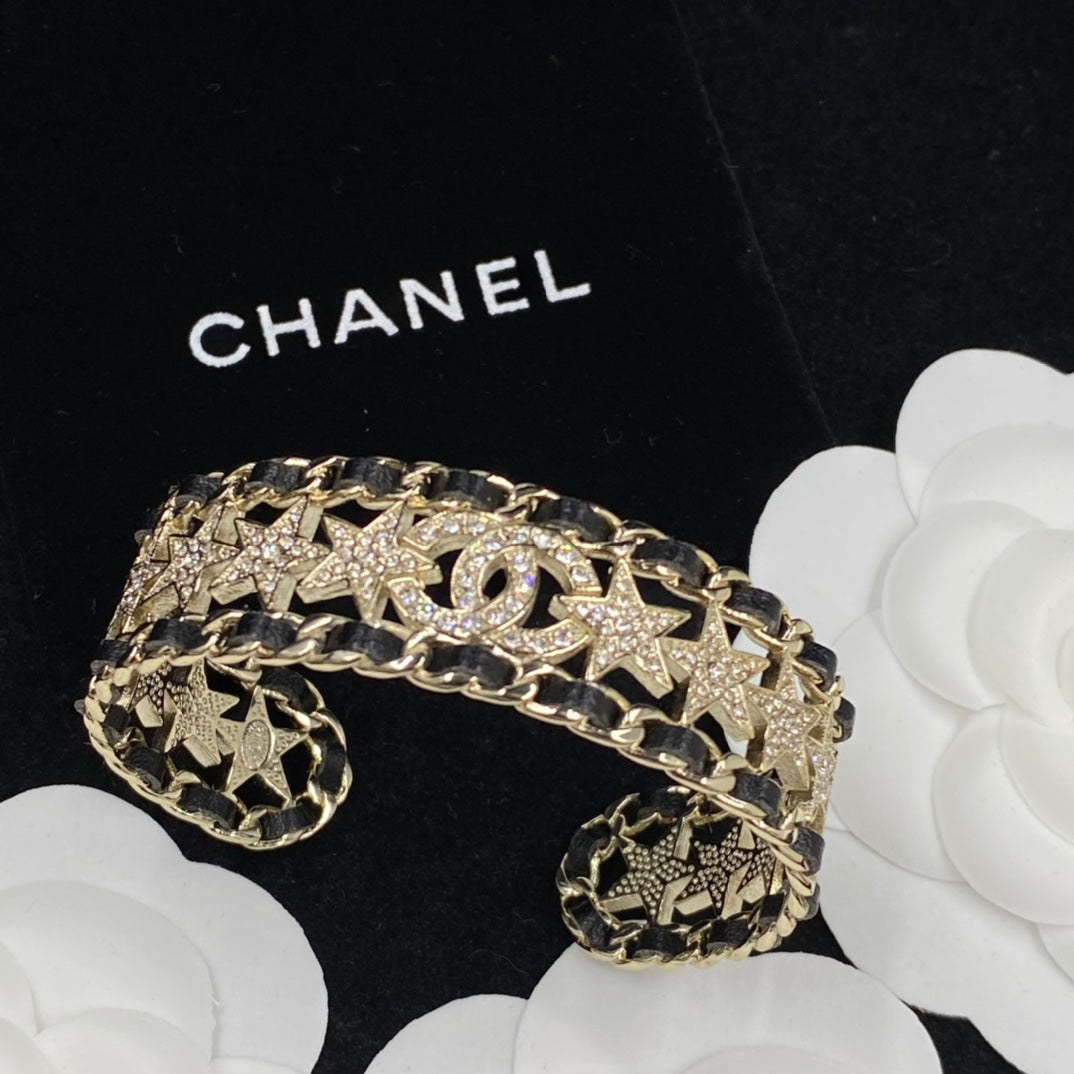 X1N83C196K  Popular bracelet