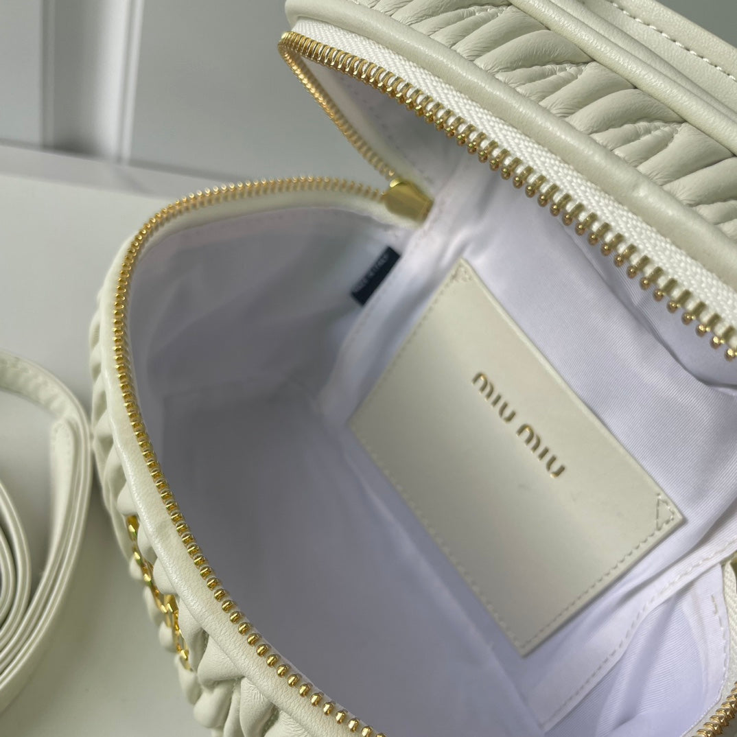 B1R15A102 Popular   leather bag
