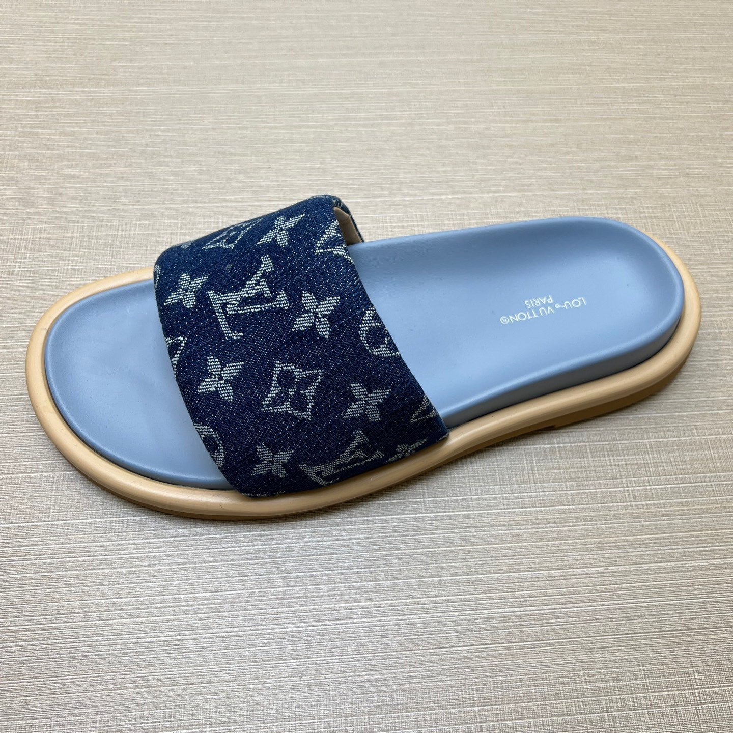 Z5Z35E302 Popular Slippers