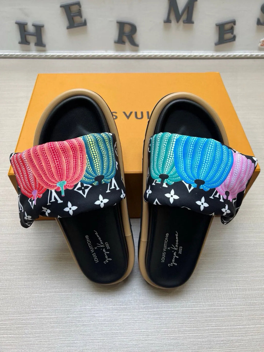 Z5QE11 Popular Slippers