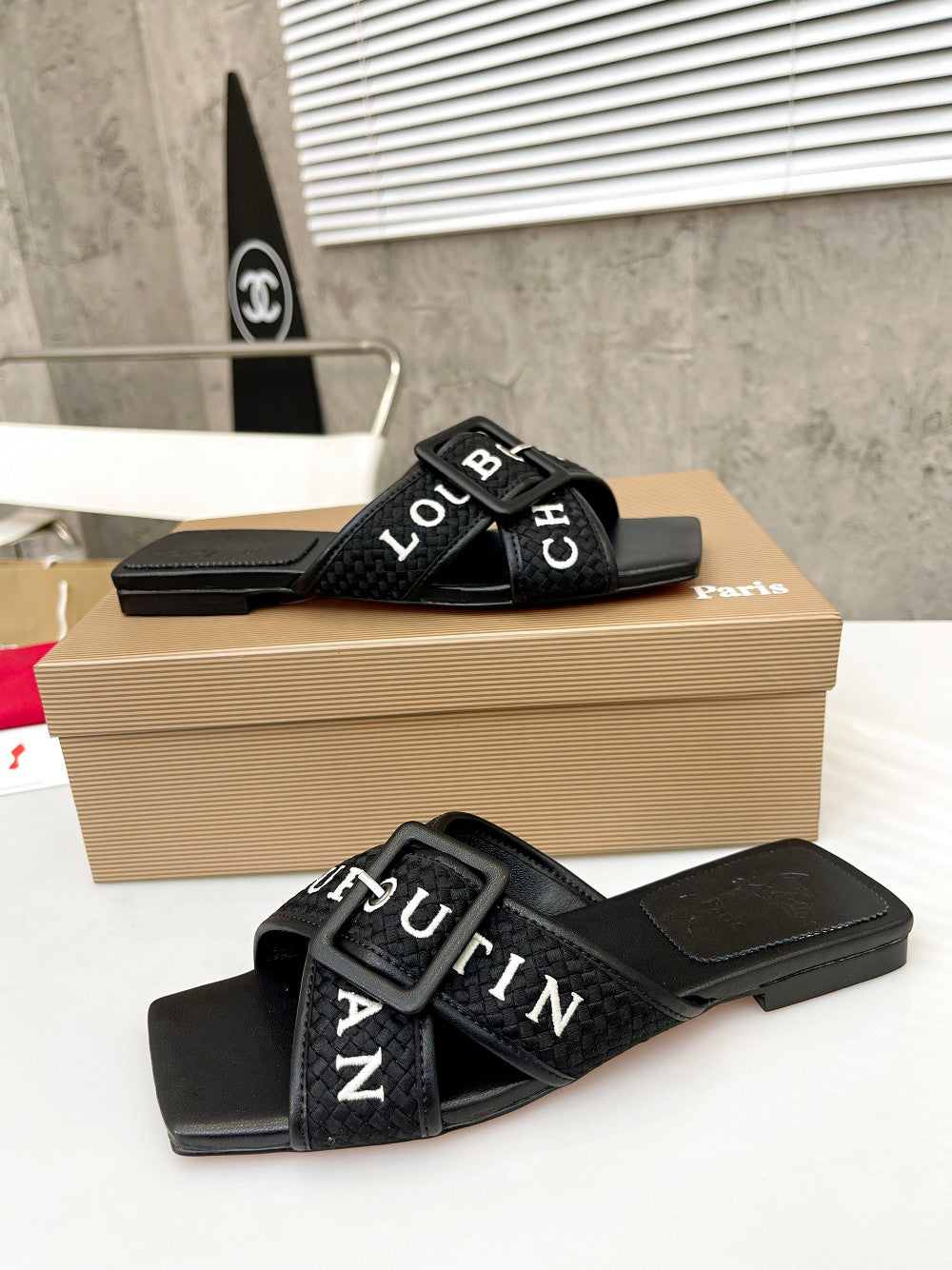 Z2ZA43 Popular leather Slippers